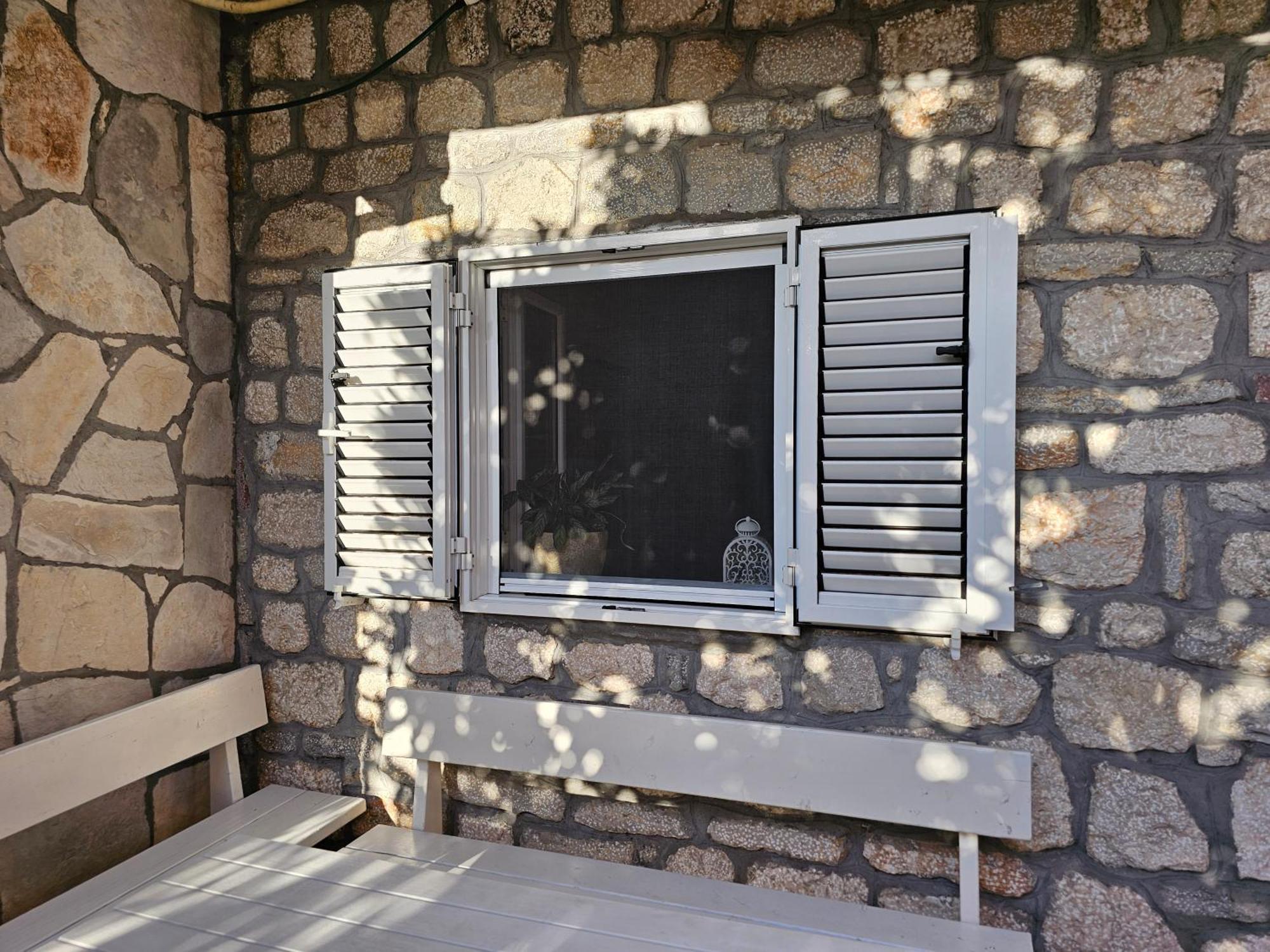 Modern Seaside Escape - Stunning Sea View - Private & Stylish Lägenhet Kotor Exteriör bild