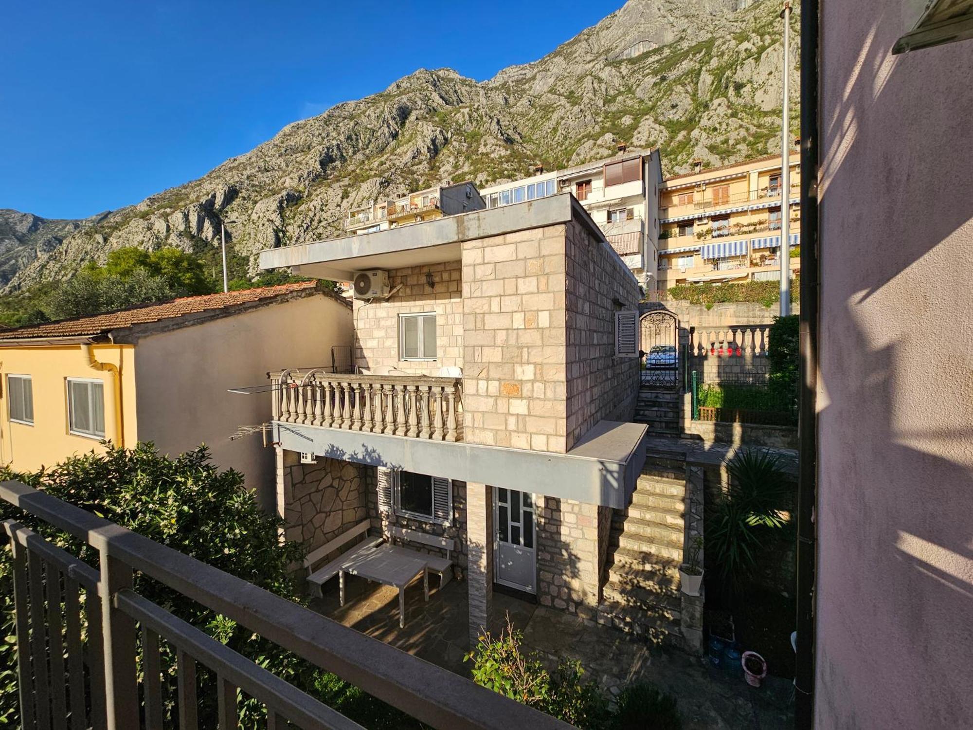 Modern Seaside Escape - Stunning Sea View - Private & Stylish Lägenhet Kotor Exteriör bild